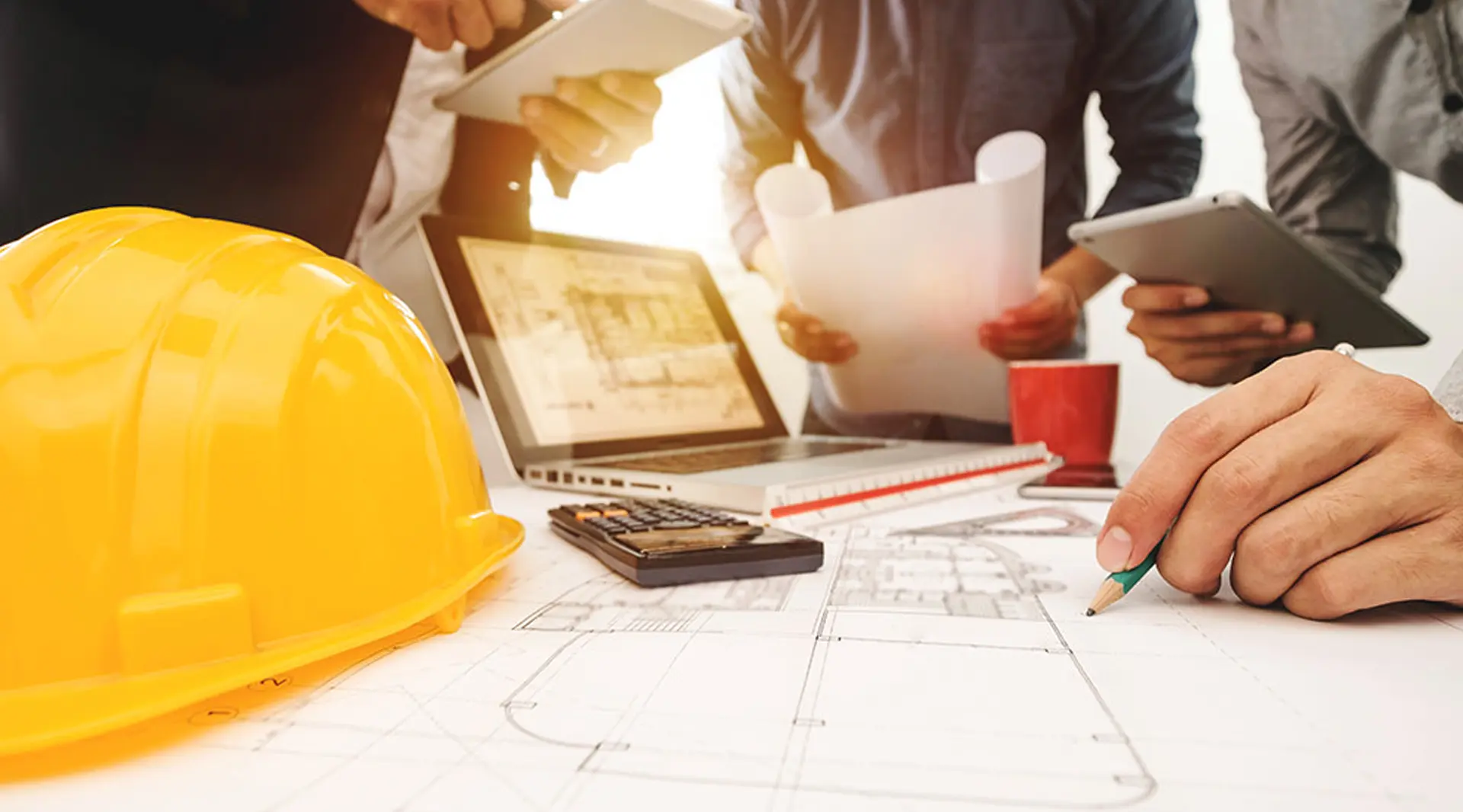 construction company in UAE Endure Building Contracting LLC team and projects